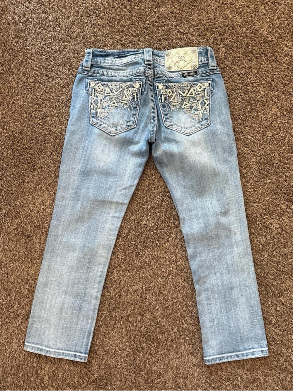 Miss Me Light Blue cropped jeans